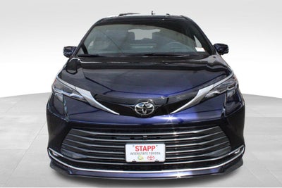 2026 Toyota Sienna Platinum 7 Passenger