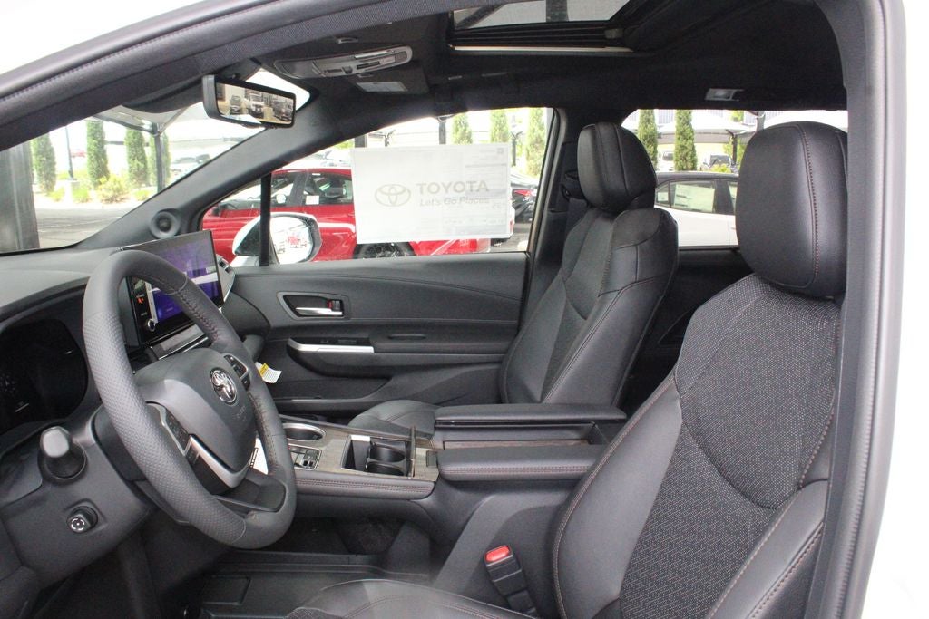 2026 Toyota Sienna Platinum 7 Passenger