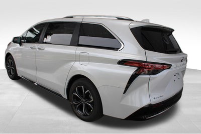 2026 Toyota Sienna Platinum 7 Passenger