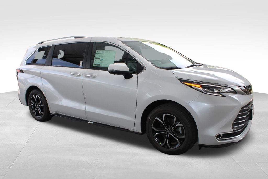 2026 Toyota Sienna Platinum 7 Passenger
