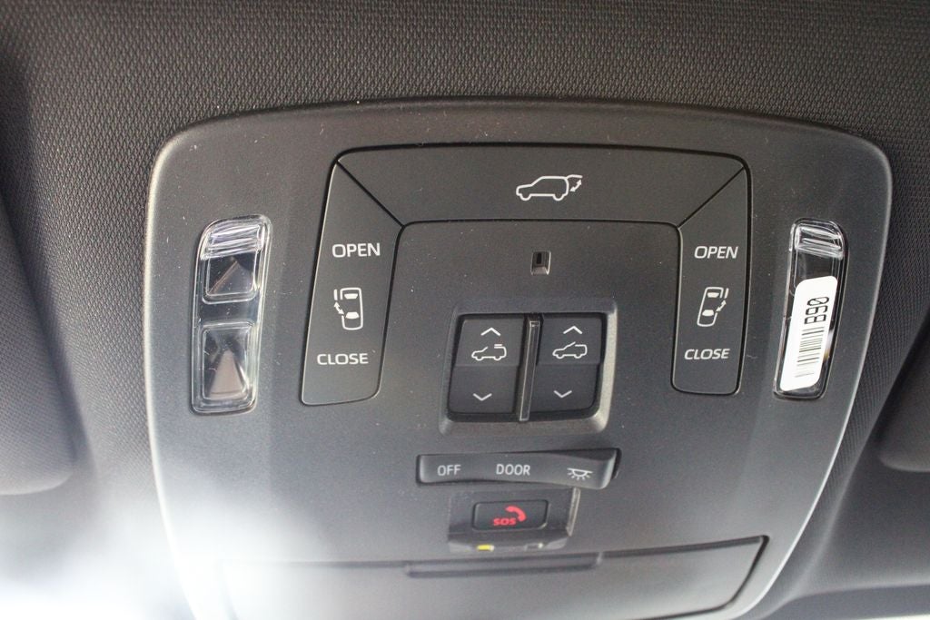 2026 Toyota Sienna Platinum 7 Passenger