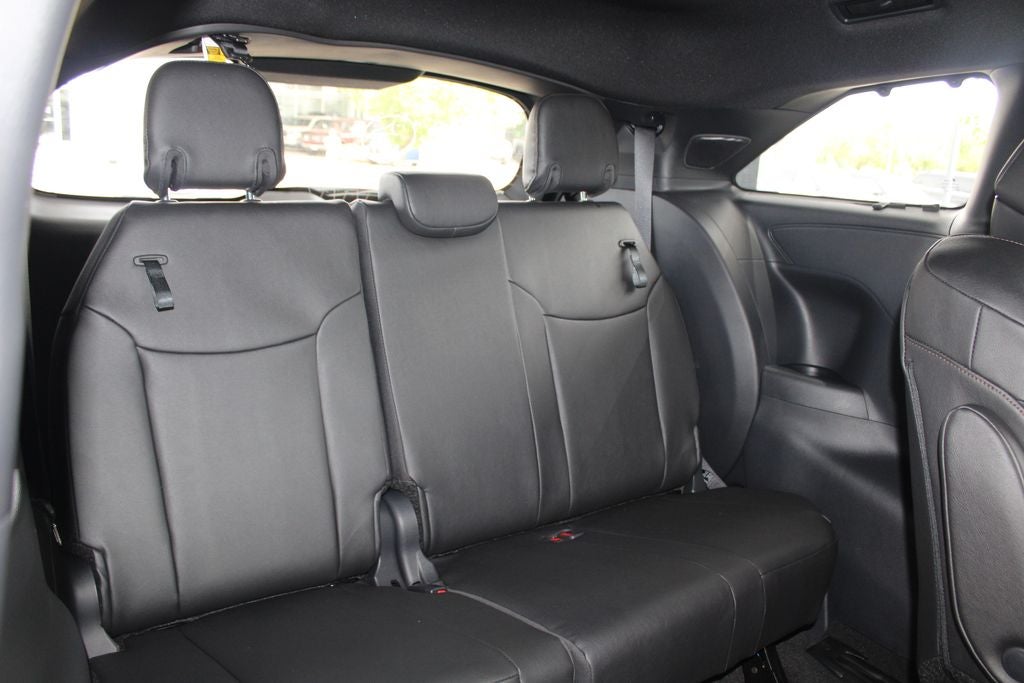 2026 Toyota Sienna Platinum 7 Passenger