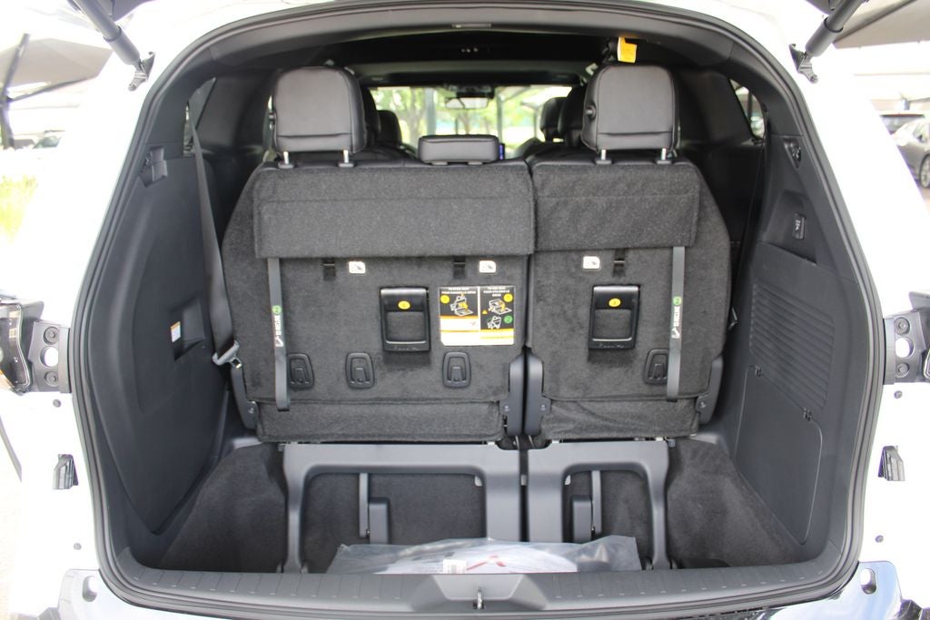 2026 Toyota Sienna Platinum 7 Passenger