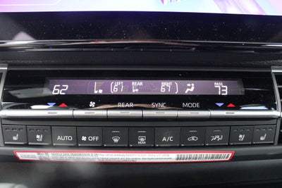 2026 Toyota Sienna Platinum 7 Passenger