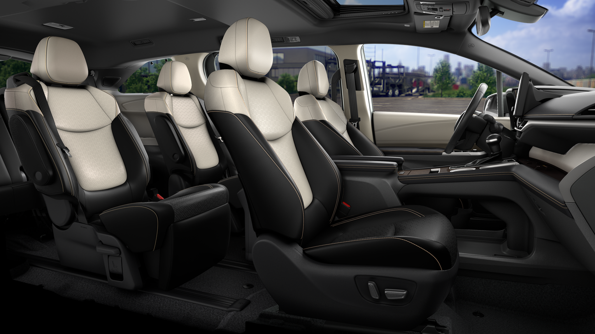2026 Toyota Sienna Platinum 7 Passenger