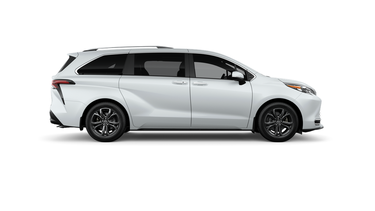 2026 Toyota Sienna Platinum 7 Passenger