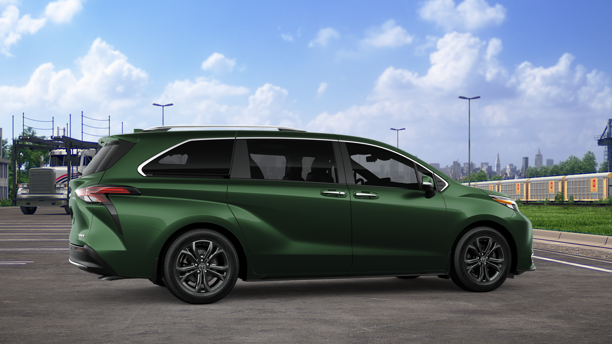 2026 Toyota Sienna Platinum 7 Passenger