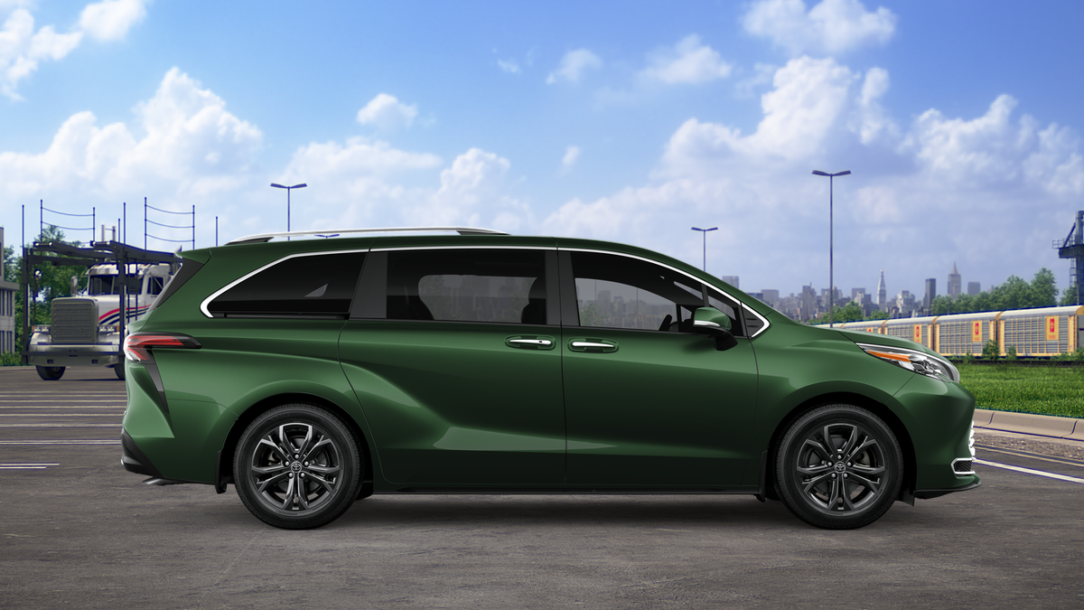 2026 Toyota Sienna Platinum 7 Passenger