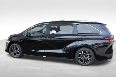2026 Toyota Sienna Platinum 7 Passenger