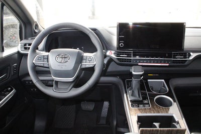 2026 Toyota Sienna Platinum 7 Passenger