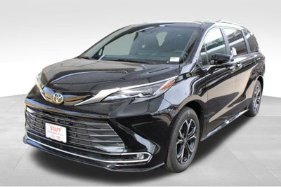 2026 Toyota Sienna Platinum 7 Passenger