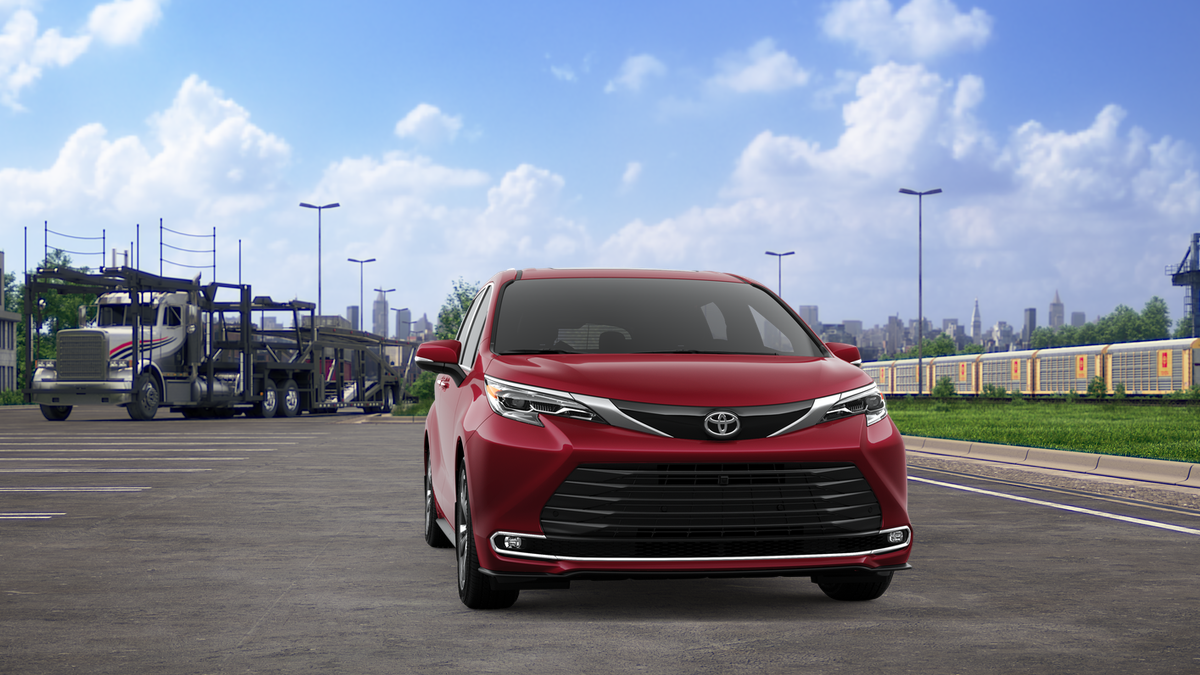 2026 Toyota Sienna Platinum 7 Passenger