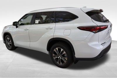 2026 Toyota Highlander XLE
