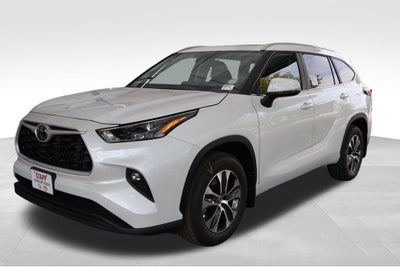 2026 Toyota Highlander XLE