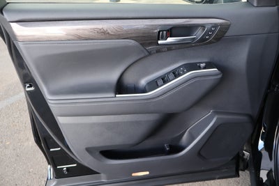 2026 Toyota Highlander Limited