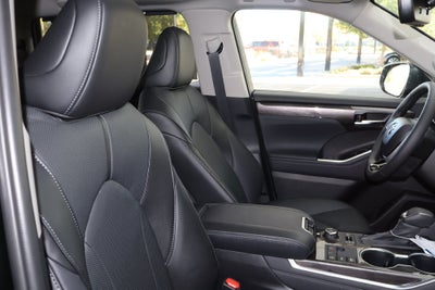 2026 Toyota Highlander Limited