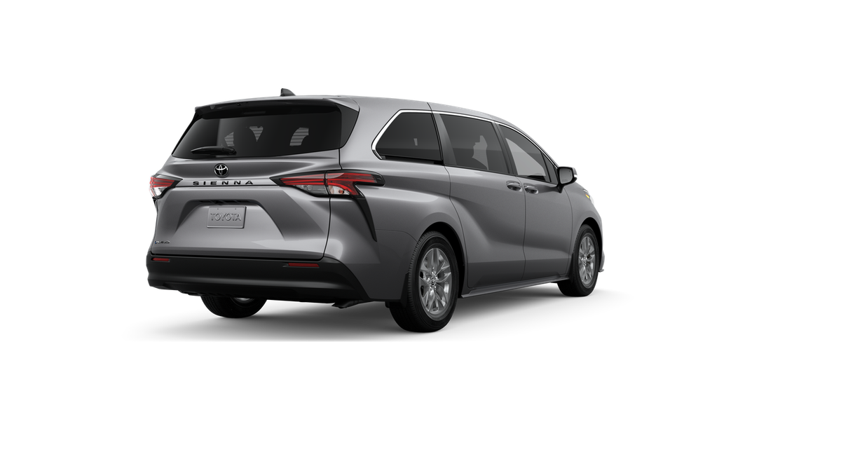 2026 Toyota Sienna LE 8 Passenger