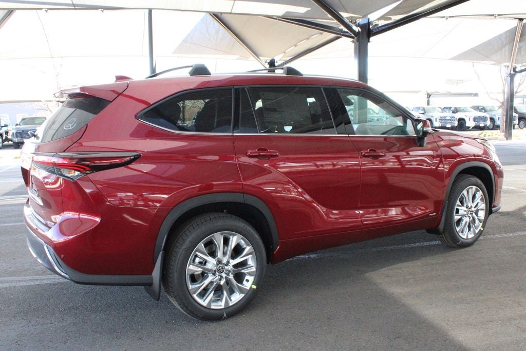 2026 Toyota Highlander Hybrid Limited