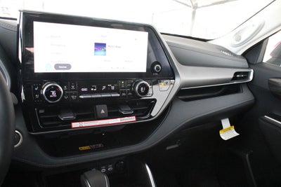 2026 Toyota Highlander Hybrid Limited