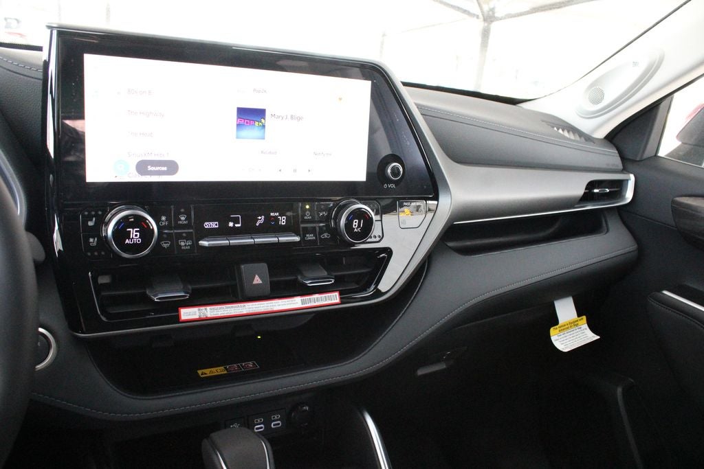 2026 Toyota Highlander Hybrid Limited