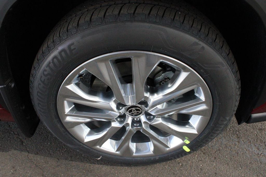 2026 Toyota Highlander Hybrid Limited