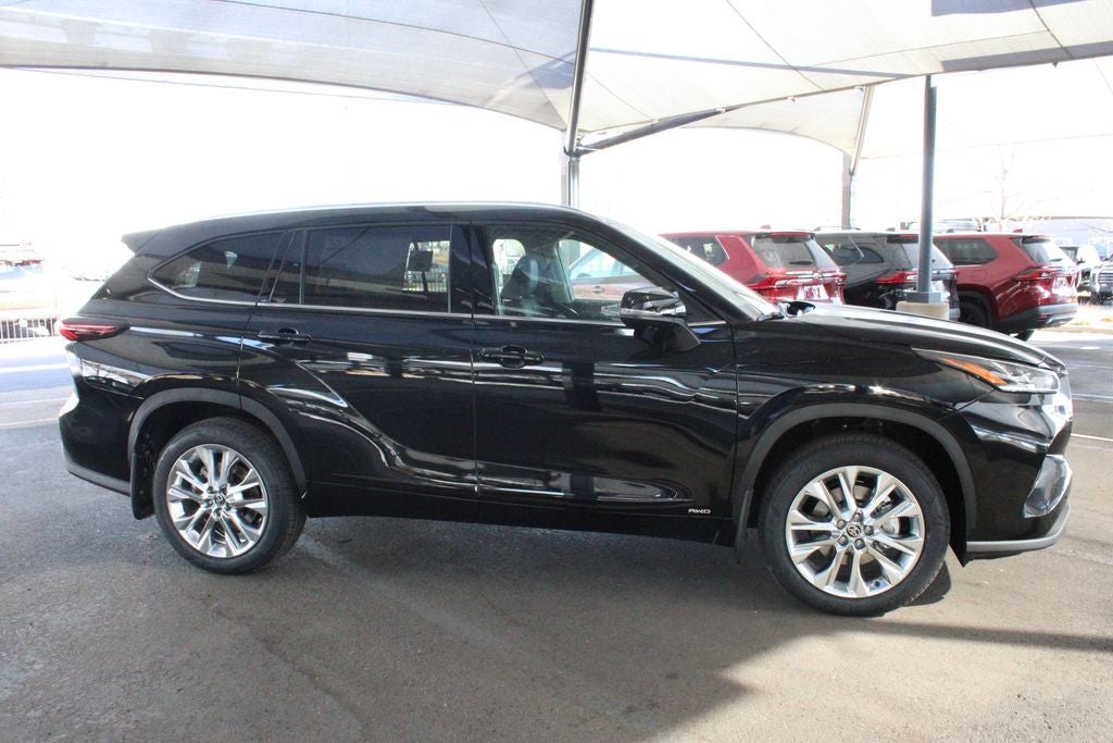 2026 Toyota Highlander Hybrid Limited