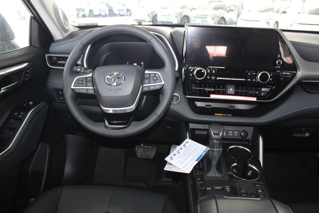 2026 Toyota Highlander Hybrid Limited