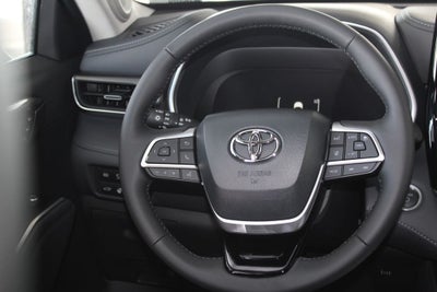 2026 Toyota Highlander Hybrid Limited