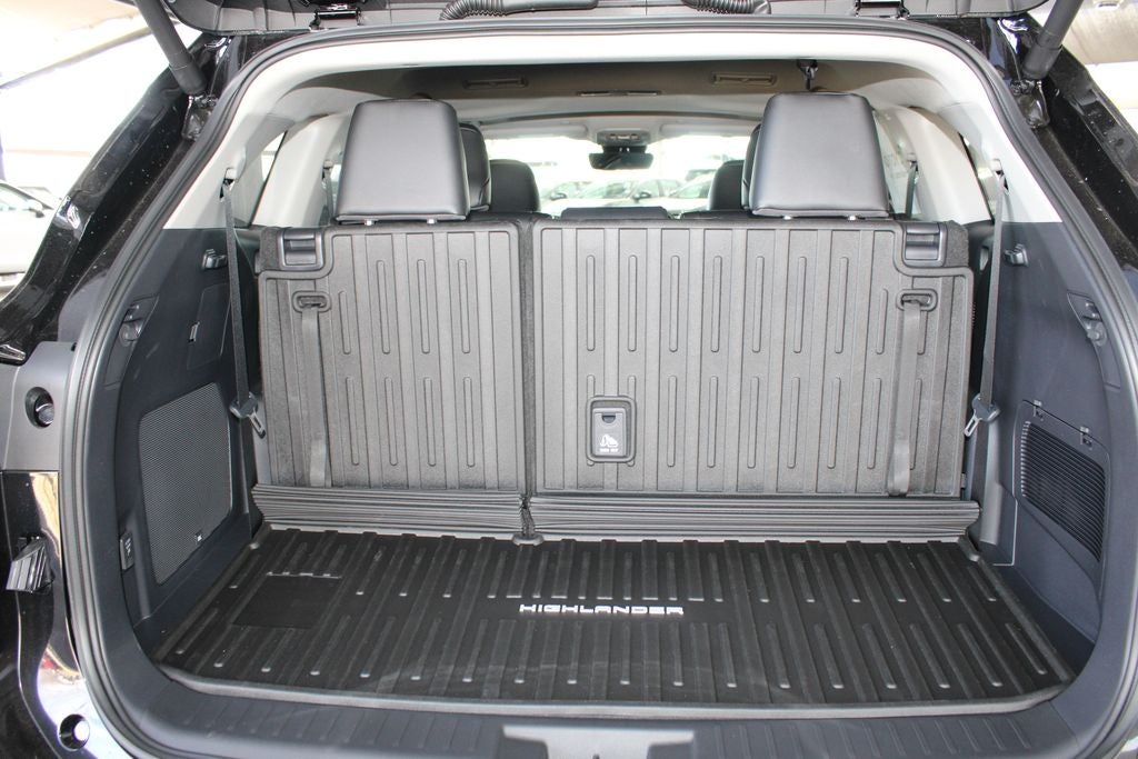 2026 Toyota Highlander Hybrid Limited