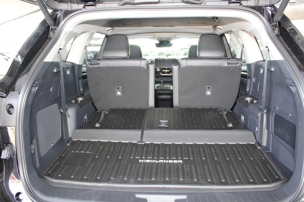 2026 Toyota Highlander Hybrid Limited