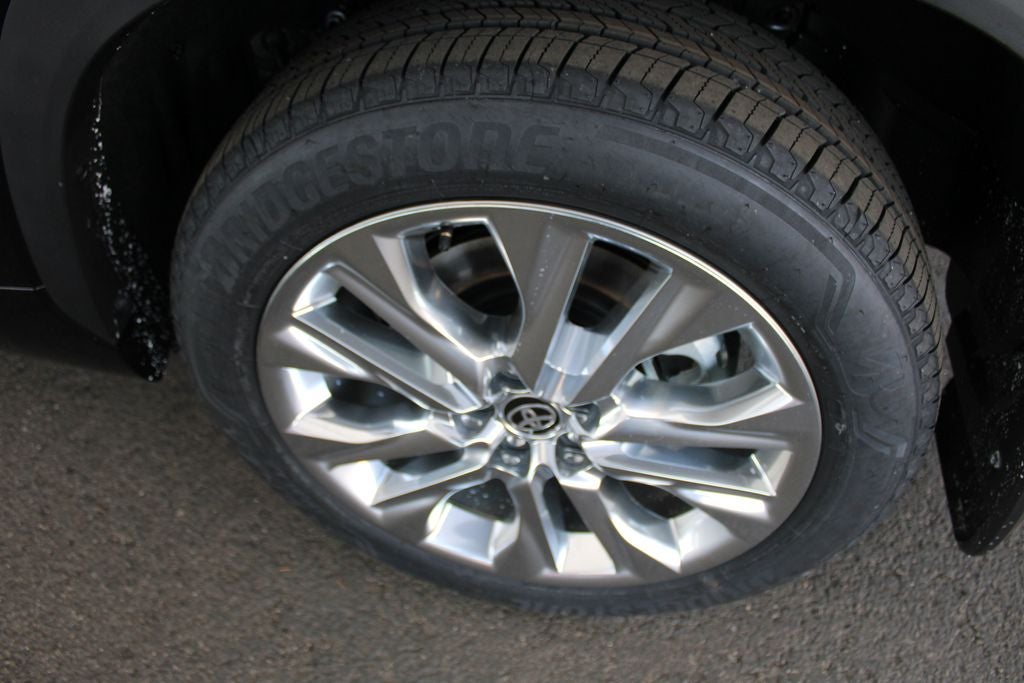 2026 Toyota Highlander Hybrid Limited