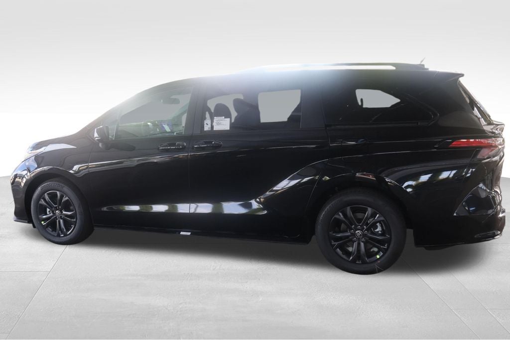 2026 Toyota Sienna XSE 7 Passenger