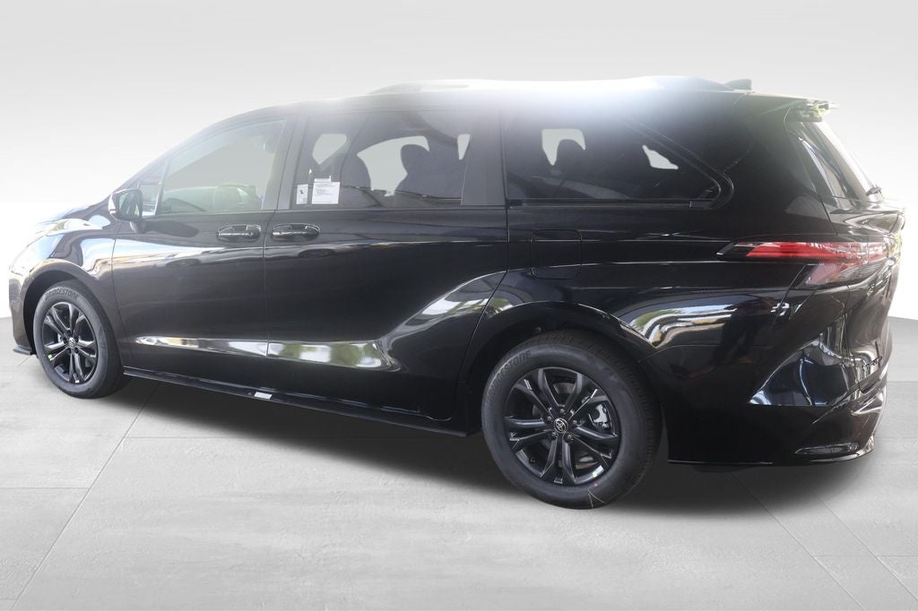 2026 Toyota Sienna XSE 7 Passenger