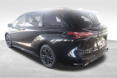 2026 Toyota Sienna XSE 7 Passenger