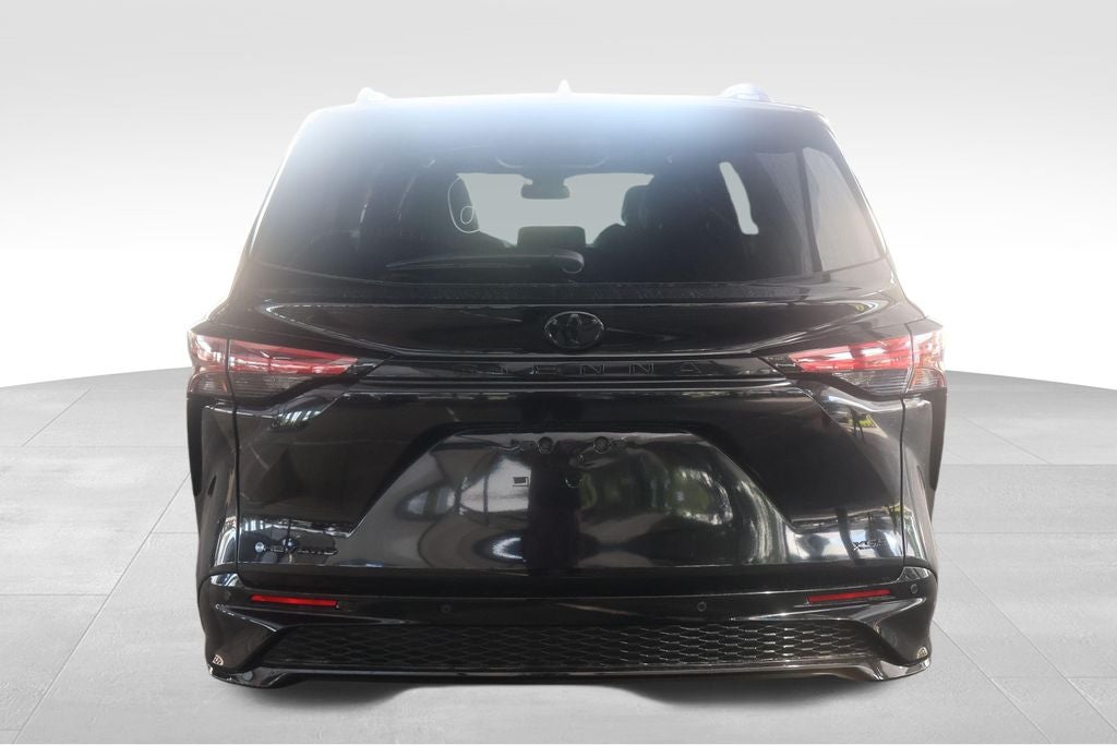 2026 Toyota Sienna XSE 7 Passenger