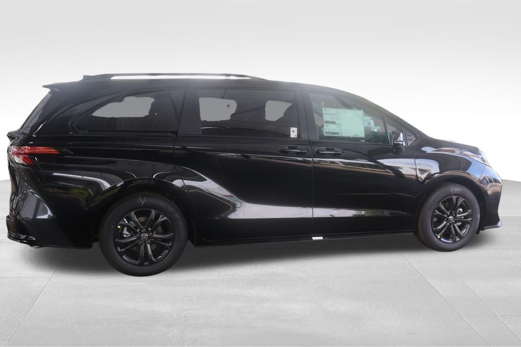 2026 Toyota Sienna XSE 7 Passenger