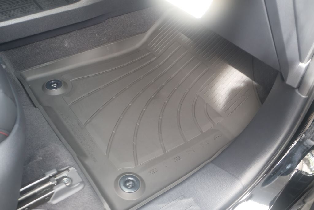 2026 Toyota Sienna XSE 7 Passenger