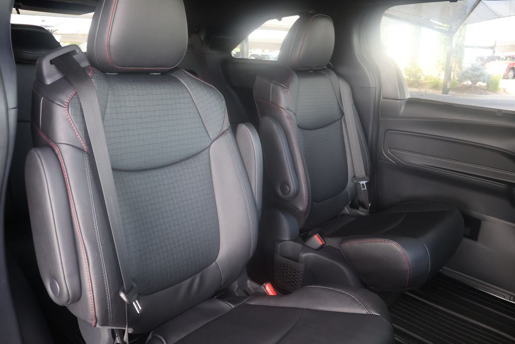 2026 Toyota Sienna XSE 7 Passenger