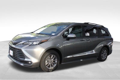 2026 Toyota Sienna XLE 7 Passenger