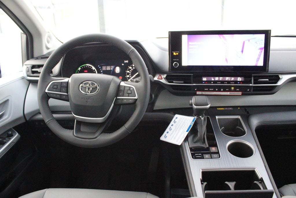2026 Toyota Sienna XLE 7 Passenger