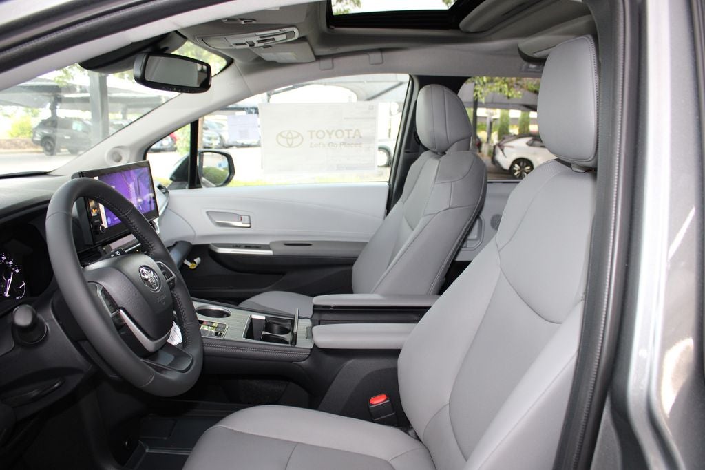 2026 Toyota Sienna XLE 7 Passenger