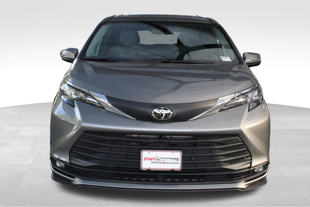 2026 Toyota Sienna XLE 7 Passenger