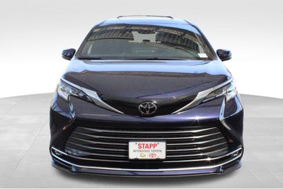 2026 Toyota Sienna Limited 7 Passenger