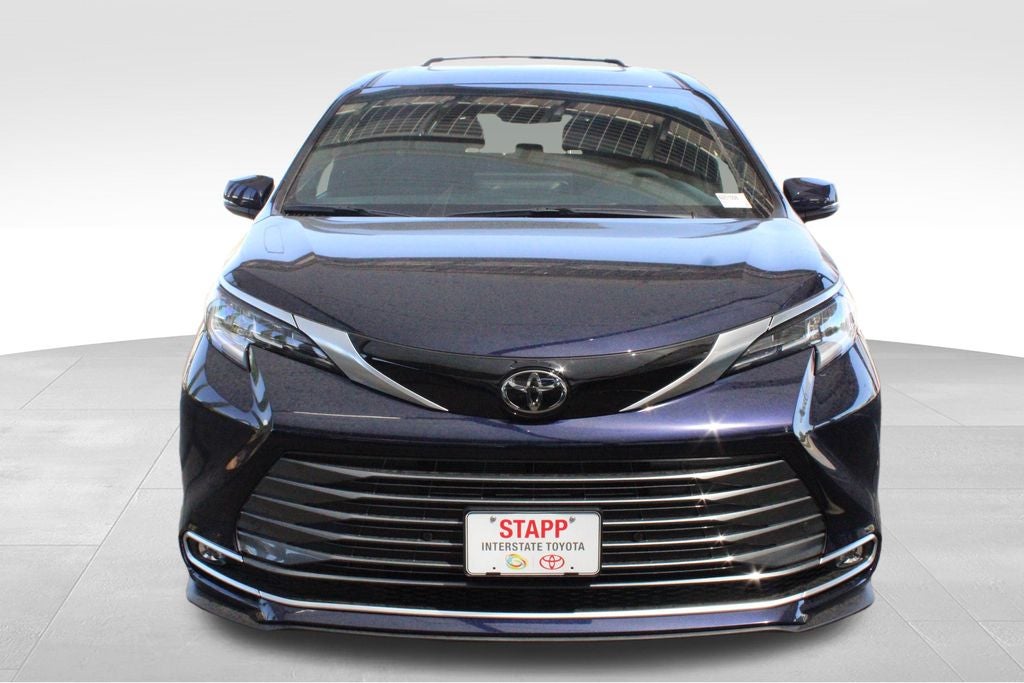 2026 Toyota Sienna Limited 7 Passenger