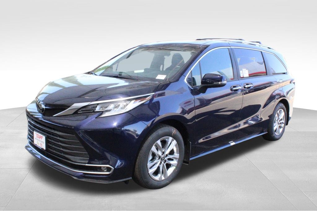 2026 Toyota Sienna Limited 7 Passenger