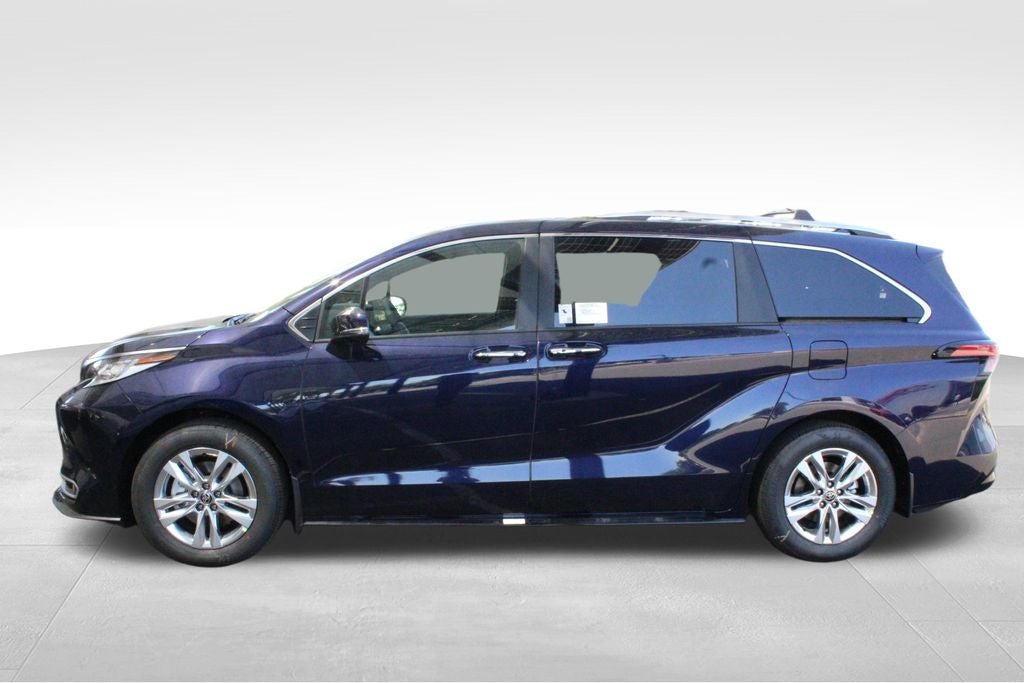 2026 Toyota Sienna Limited 7 Passenger