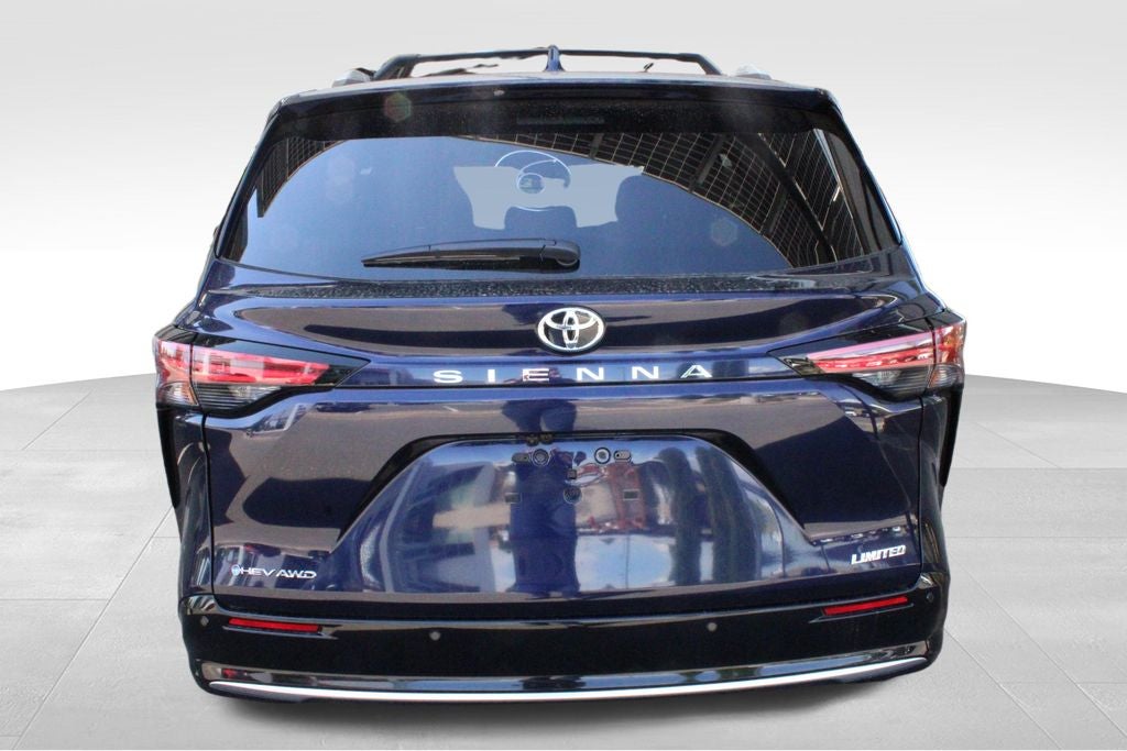 2026 Toyota Sienna Limited 7 Passenger