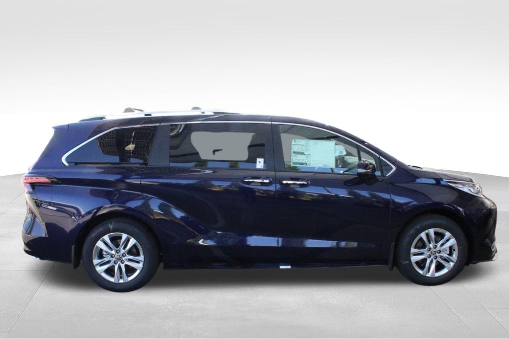 2026 Toyota Sienna Limited 7 Passenger