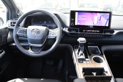 2026 Toyota Sienna Limited 7 Passenger