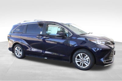2026 Toyota Sienna Limited 7 Passenger